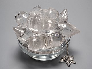 křišťál, kyvadlo