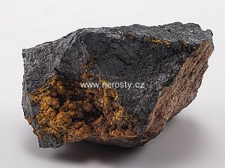 karibibit, löllingit