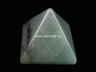 avanturín, pyramida