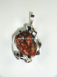 zkamenělé dřevo, přívěsek