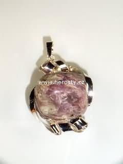 čaroit, přívěsek