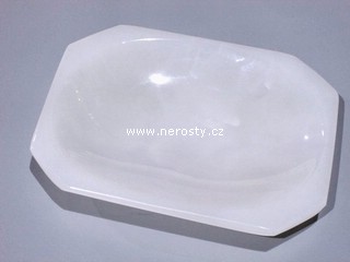 aragonit, hranatý talířek