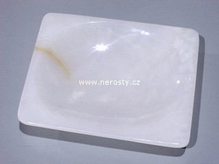 aragonit, hranatý talířek