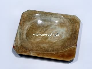 aragonit, hranatý talířek