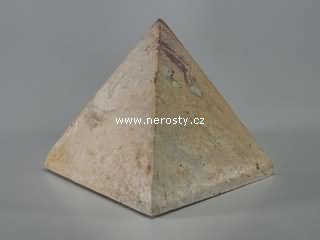 kombarbalit, pyramida