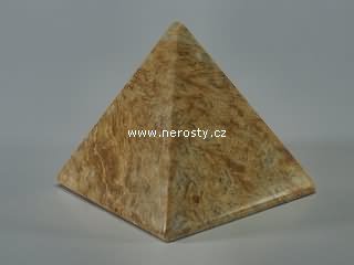 kombarbalit, pyramida