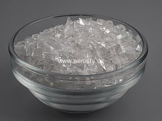 křišťál, tromlované kamínky