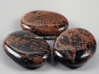 obsidián, mahagonový