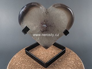 křišťál, chalcedon