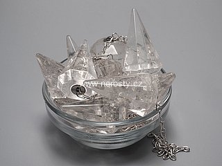 křišťál, kyvadlo